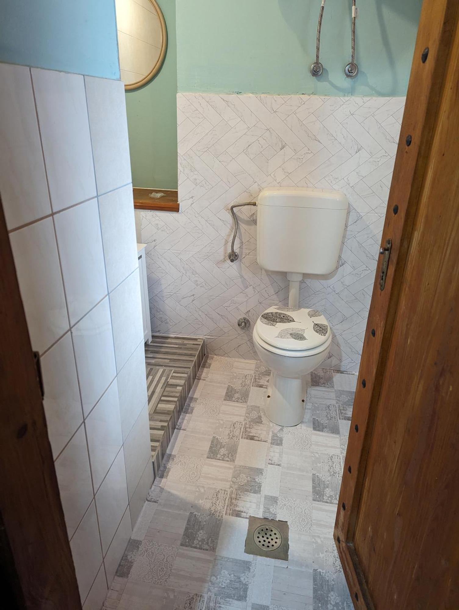 National Monument Apartment *